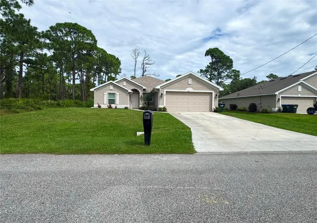 Photo 3 of Single family home for sale at 5672 Kumquat Ave, North Port, FL 34291 | MLS# A4708468 | Listing updated on 2026-10-06