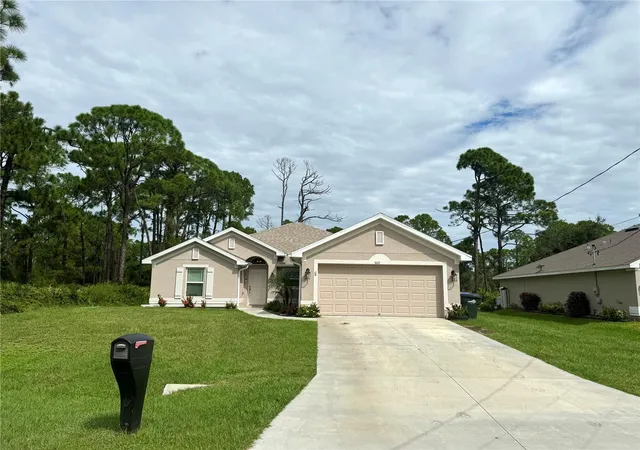 Photo 3 of Single family home for sale at 5672 Kumquat Ave, North Port, FL 34291 | MLS# A4708468 | Listing updated on 2026-10-06