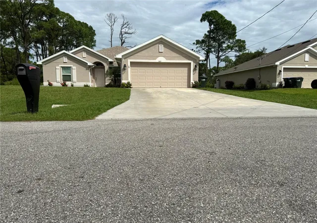 Photo 4 of Single family home for sale at 5672 Kumquat Ave, North Port, FL 34291 | MLS# A4708468 | Listing updated on 2026-10-06