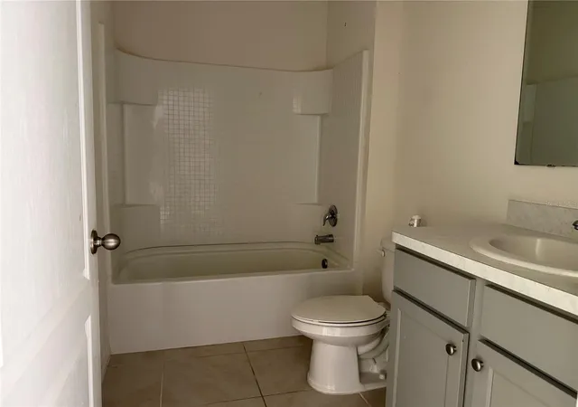 Photo 4 of Single family home for sale at 160 Old Ml Pond Rd, Edgewater, FL 32141 | MLS# NS1089422 | Listing updated on 2026-10-07