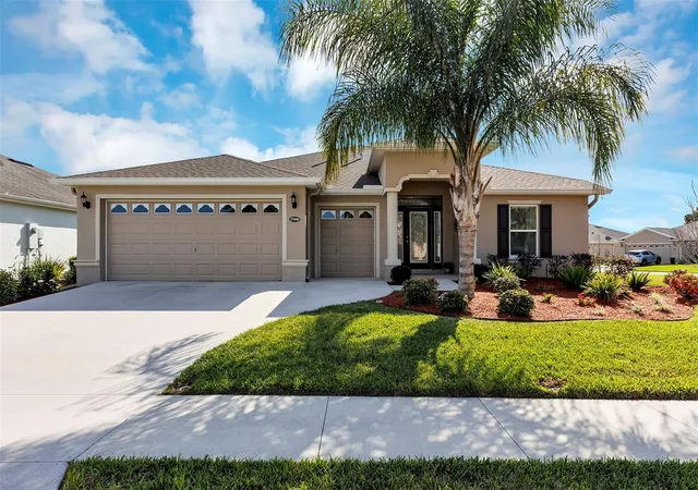 Single family home for sale at 27040 Camerons Run, LEESBURG, FL 34748 | MLS# G5118638