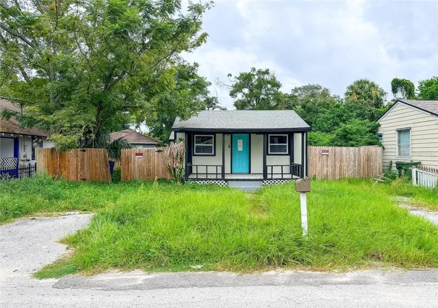 Single family home for sale at 8308 N Mulberry St, Tampa, FL 33604 | MLS# W7890083 | Listing updated on 2026-10-05