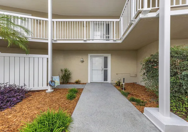 Photo 2 of Condo for sale at 433 S Paula Dr #10, Dunedin, FL 34698 | MLS# O6447244 | Listing updated on 2026-10-06