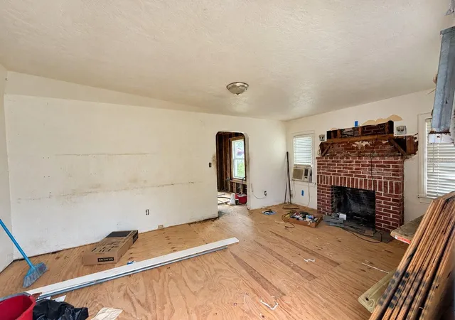 Photo 3 of Single family home for sale at 2607 Adams St, Hollywood, FL 33020 | MLS# TB8554917 | Listing updated on 2026-10-05