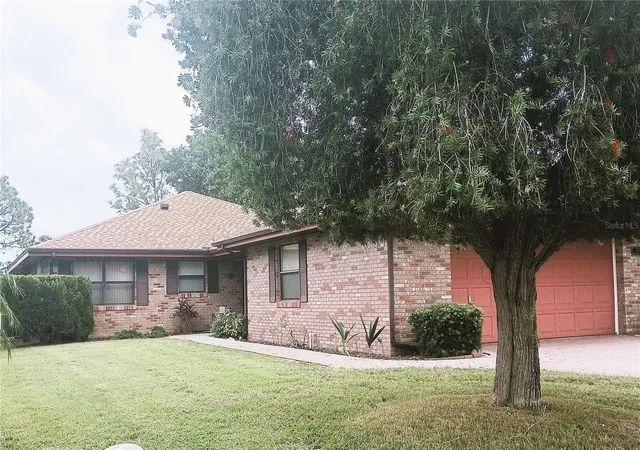 Single family home for sale at 575 Saint Andrews Rd, WINTER HAVEN, FL 33884 | MLS# L4965545
