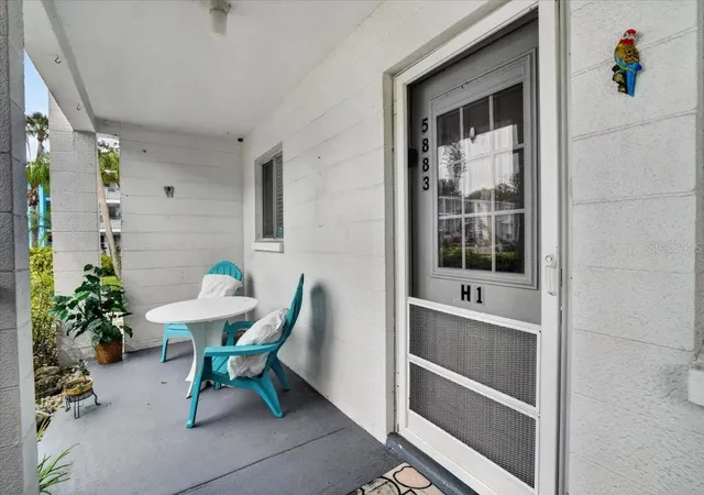 Photo 2 of Condo for sale at 5883 Garden Ln #H1, Bradenton, FL 34207 | MLS# A4708472 | Listing updated on 2026-10-07
