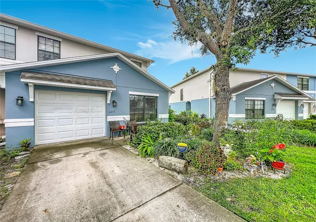 Photo 3 of Townhouse for sale at 6210 Windsor Lake Cir, Sanford, FL 32773 | MLS# O6447254 | Listing updated on 2026-10-08