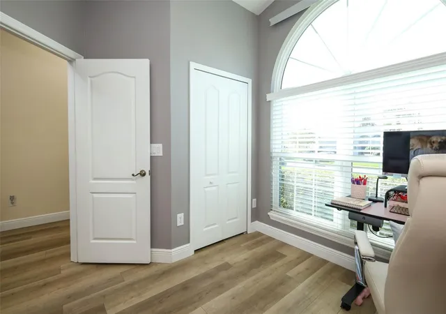Photo 4 of Single family home for sale at 284 Clydesdale Cir, Sanford, FL 32773 | MLS# O6447257 | Listing updated on 2026-10-08