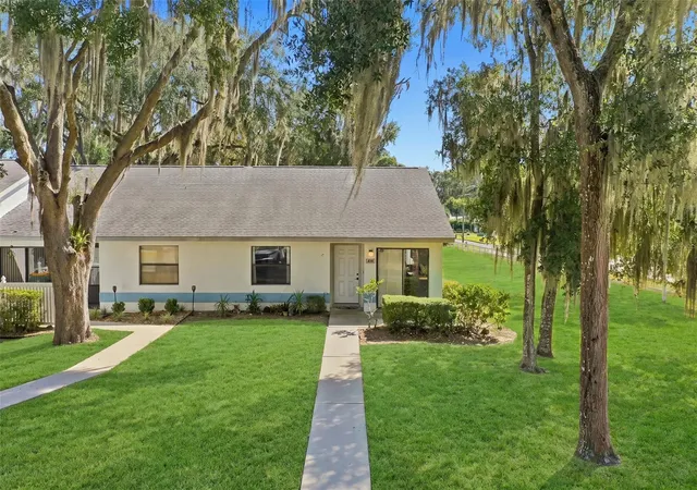 Photo 1 of Townhouse for sale at 480 Landing Blvd, Inverness, FL 34450 | MLS# O6447261 | Listing updated on 2026-10-09
