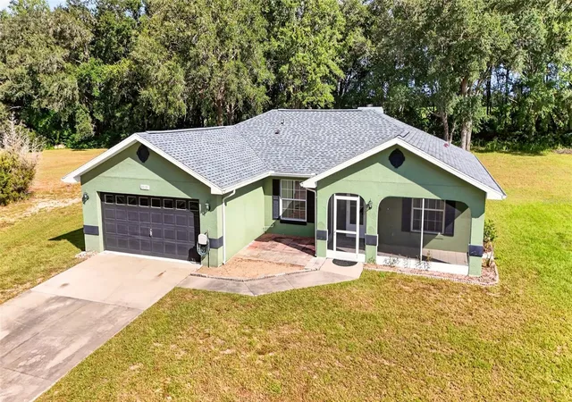 Photo 3 of Single family home for sale at 20191 SW Marine Blvd, Dunnellon, FL 34431 | MLS# OM733452 | Listing updated on 2026-10-10