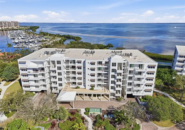 Photo 1 of Condo for sale at 2550 Harbourside Dr #333, Longboat Key, FL 34228 | MLS# A4708474 | Listing updated on 2026-10-06