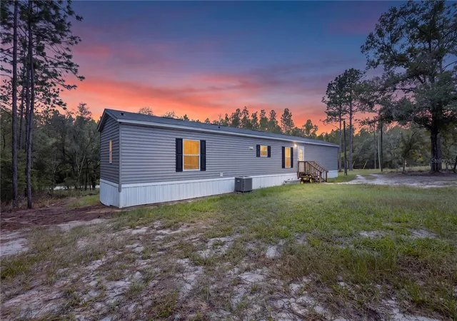 Manufactured home for sale at 6038 NW 17th Court, BELL, FL 32619 | MLS# GC543967