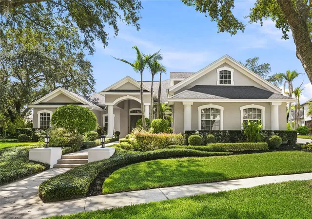 Photo 1 of Single family home for sale at 2009 Westover Reserve Blvd, Windermere, FL 34786 | MLS# O6447265 | Listing updated on 2026-10-20