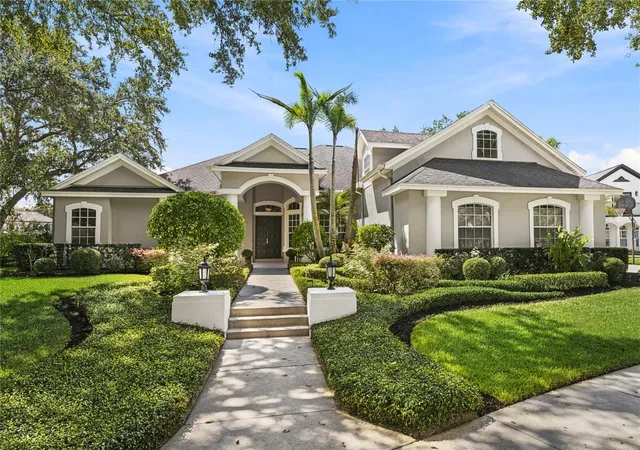 Photo 2 of Single family home for sale at 2009 Westover Reserve Blvd, Windermere, FL 34786 | MLS# O6447265 | Listing updated on 2026-10-20