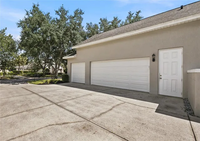 Photo 3 of Single family home for sale at 2009 Westover Reserve Blvd, Windermere, FL 34786 | MLS# O6447265 | Listing updated on 2026-10-20