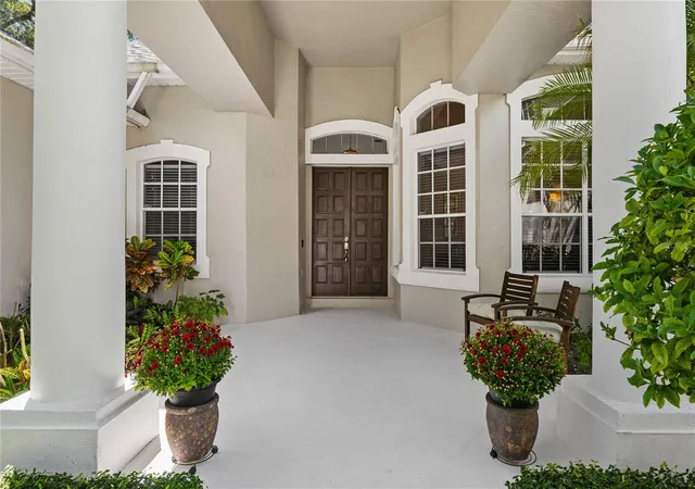 Photo 4 of Single family home for sale at 2009 Westover Reserve Blvd, Windermere, FL 34786 | MLS# O6447265 | Listing updated on 2026-10-20