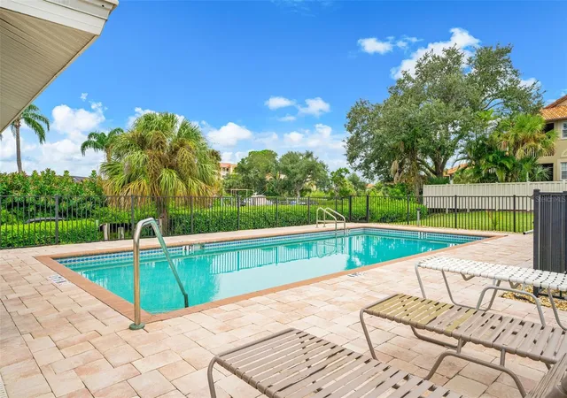Photo 36 of Single family home for sale at 120 Villa Dr #120, OSPREY, FL 34229 | MLS# A4708477 | Listing updated on 2026-10-10