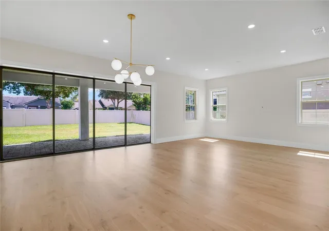 Photo 4 of Single family home for sale at 228 Stanton Ests Cir, Winter Garden, FL 34787 | MLS# O6447271 | Listing updated on 2026-10-07