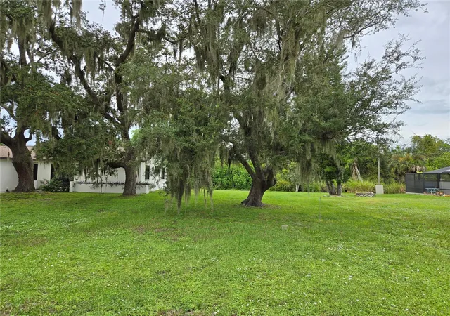 Photo 3 of Single family home for sale at 410 Hunter St, Punta Gorda, FL 33980 | MLS# L4965549 | Listing updated on 2026-10-05