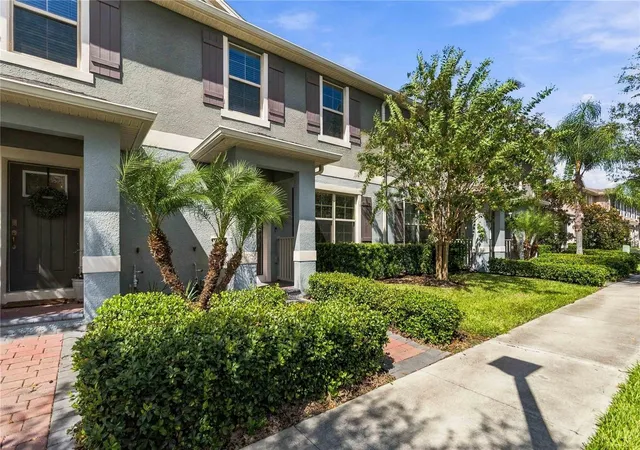 Photo 3 of Townhouse for sale at 10114 Salt Point Dr, Winter Garden, FL 34787 | MLS# O6447275 | Listing updated on 2026-10-09