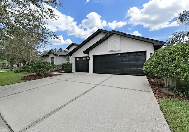 Photo 3 of Single family home for sale at 9310 Mangrove Ct, Tampa, FL 33647 | MLS# TB8554944 | Listing updated on 2026-10-08