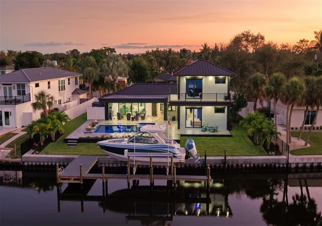 Photo 3 of Single family home for sale at 809 Idlewild Way, Sarasota, FL 34242 | MLS# A4708479 | Listing updated on 2026-10-23