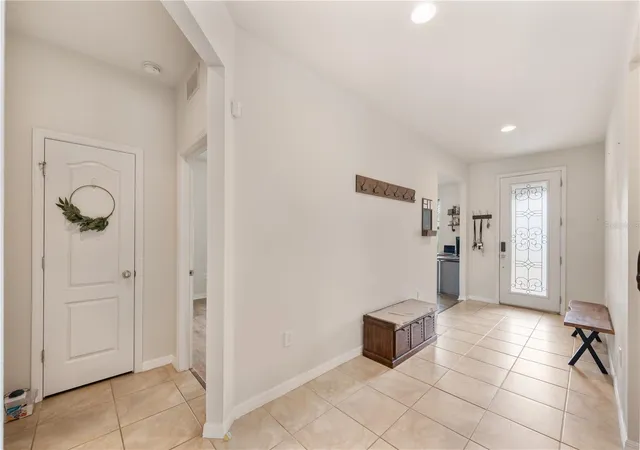 Photo 4 of Single family home for sale at 8751 Rindge Rd, Polk City, FL 33868 | MLS# L4965550 | Listing updated on 2026-10-09
