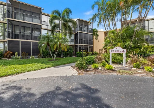 Condo for sale at 612 Bird Bay Dr S #118, VENICE, FL 34285 | MLS# N6146060