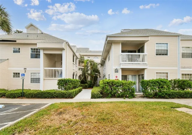 Photo 1 of Condo for sale at 6907 Stones Throw Cir N #2203, Saint Petersburg, FL 33710 | MLS# TB8554958 | Listing updated on 2026-10-08