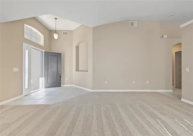 Photo 4 of Single family home for sale at 5125 Ayrshire Dr, Spring Hill, FL 34609 | MLS# W7890088 | Listing updated on 2026-10-06
