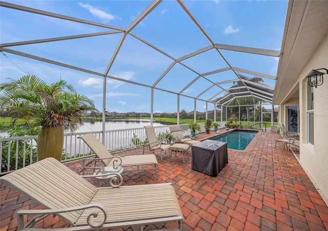 Photo 3 of Single family home for sale at 2889 Grazeland Dr, Sarasota, FL 34240 | MLS# A4708486 | Listing updated on 2026-10-09