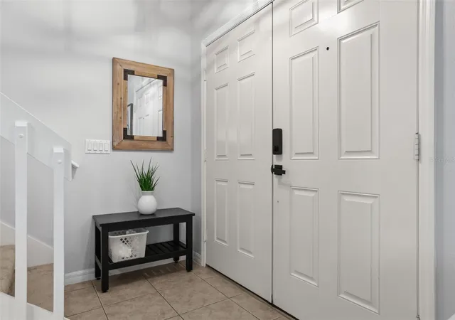 Photo 2 of Single family home for sale at 9117 Oak Cmns Way, Orlando, FL 32832 | MLS# O6447283 | Listing updated on 2026-10-07