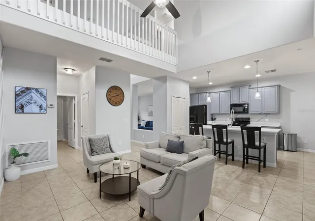 Photo 3 of Single family home for sale at 9117 Oak Cmns Way, Orlando, FL 32832 | MLS# O6447283 | Listing updated on 2026-10-07