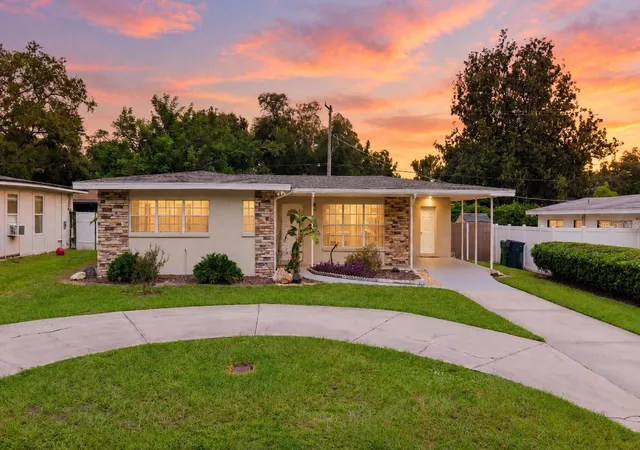Single family home for sale at 8006 N Ola Ave, TAMPA, FL 33604 | MLS# TB8554981