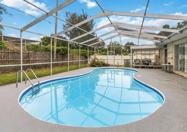 Photo 1 of Single family home for sale at 8006 N Ola Ave, Tampa, FL 33604 | MLS# TB8554981 | Listing updated on 2026-10-07