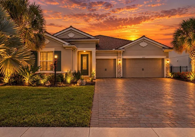 Photo 1 of Single family home for sale at 11717 Golden Bay Pl, Bradenton, FL 34211 | MLS# N6146063 | Listing updated on 2026-10-08