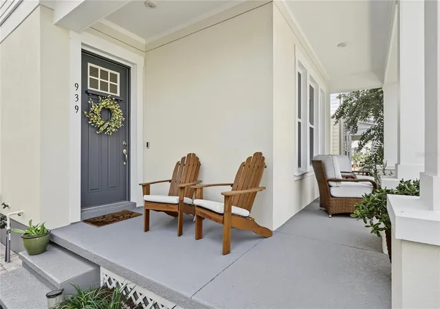Photo 3 of Single family home for sale at 939 Kylee Aly, Winter Garden, FL 34787 | MLS# O6447293 | Listing updated on 2026-10-08