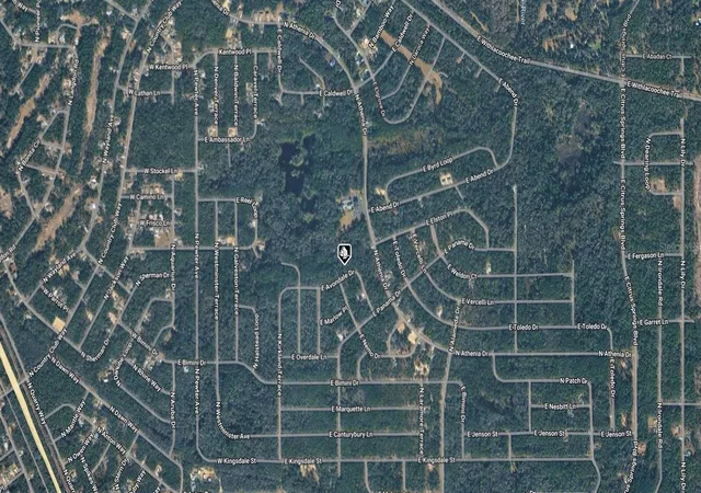 Photo 3 of Land for sale at 471 E Avondale Dr, Dunnellon, FL 34434 | MLS# A4708501 | Listing updated on 2026-10-06