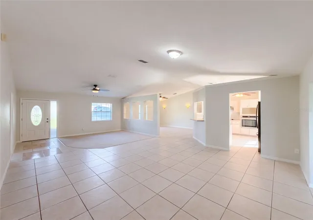 Photo 4 of Single family home for sale at 52 Redwood Tr, Ocala, FL 34472 | MLS# O6447296 | Listing updated on 2026-10-06