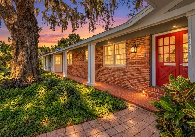 Single family home for sale at 1351 Markham Woods Rd, LONGWOOD, FL 32779 | MLS# G5118649