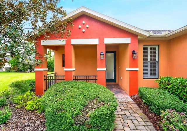 Photo 4 of Single family home for sale at 532 Pasadena Pl, Kissimmee, FL 34759 | MLS# O6447298 | Listing updated on 2026-10-06