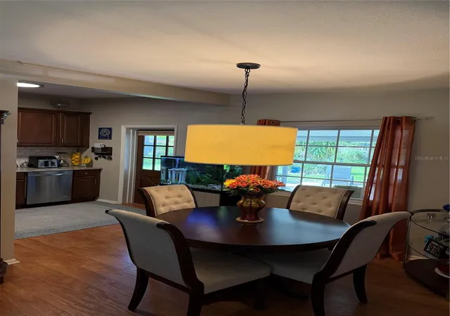 Photo 3 of Single family home for sale at 1711 Beatrice Dr, Orlando, FL 32810 | MLS# O6447300 | Listing updated on 2026-10-06
