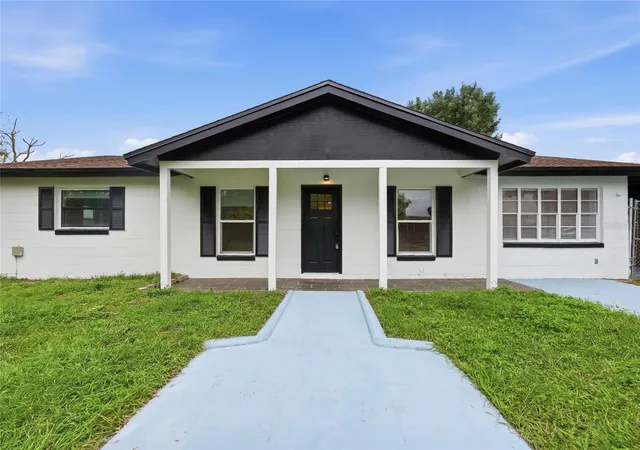 Photo 2 of Single family home for sale at 659 Kendale St, Orlando, FL 32809 | MLS# O6447303 | Listing updated on 2026-10-08