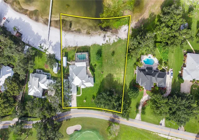 Photo 3 of Single family home for sale at 1425 Lake Lotela Dr, Avon Park, FL 33825 | MLS# W7890092 | Listing updated on 2026-10-06