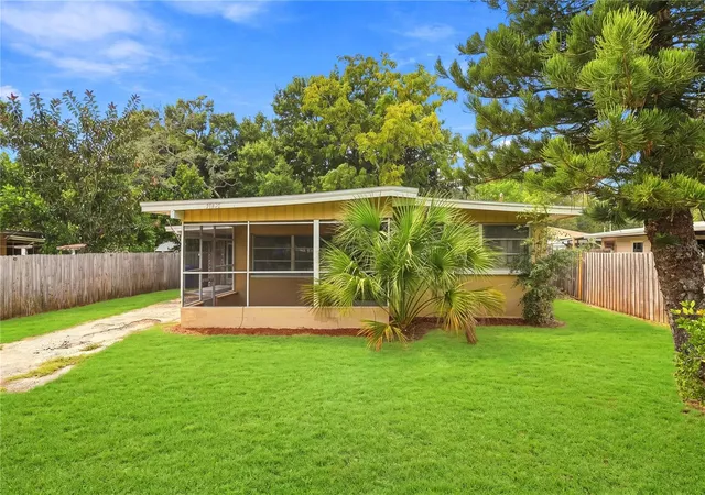 Single family home for sale at 10722 53rd Avenue N, Saint Petersburg, FL 33708 | MLS# TB8554992