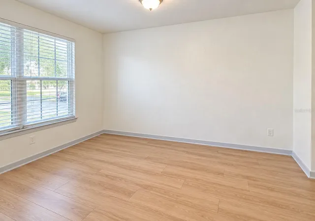 Photo 3 of Condo for sale at 5471 Vineland Rd #7204, Orlando, FL 32811 | MLS# O6447305 | Listing updated on 2026-10-29