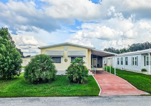 Manufactured home for sale at 5716 Pawnee St, ZEPHYRHILLS, FL 33542 | MLS# TB8554993