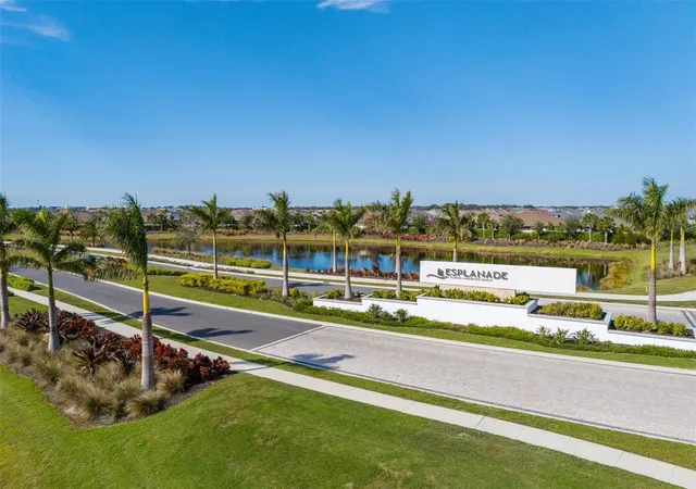 Photo 3 of Single family home for sale at 14631 Derna Ter, Bradenton, FL 34211 | MLS# A4708506 | Listing updated on 2026-10-17