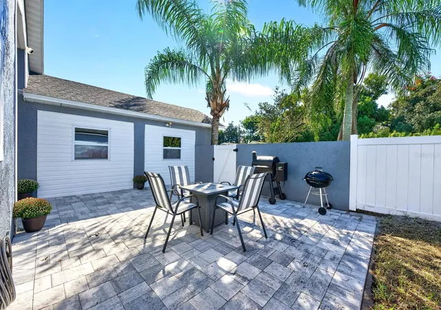 Photo 1 of Single family home for sale at 9807 Piney Point Cir, Orlando, FL 32825 | MLS# O6447309 | Listing updated on 2026-10-24