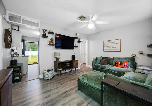 Photo 3 of Single family home for sale at 1520 Norfolk St N, Saint Petersburg, FL 33710 | MLS# TB8554995 | Listing updated on 2026-10-14